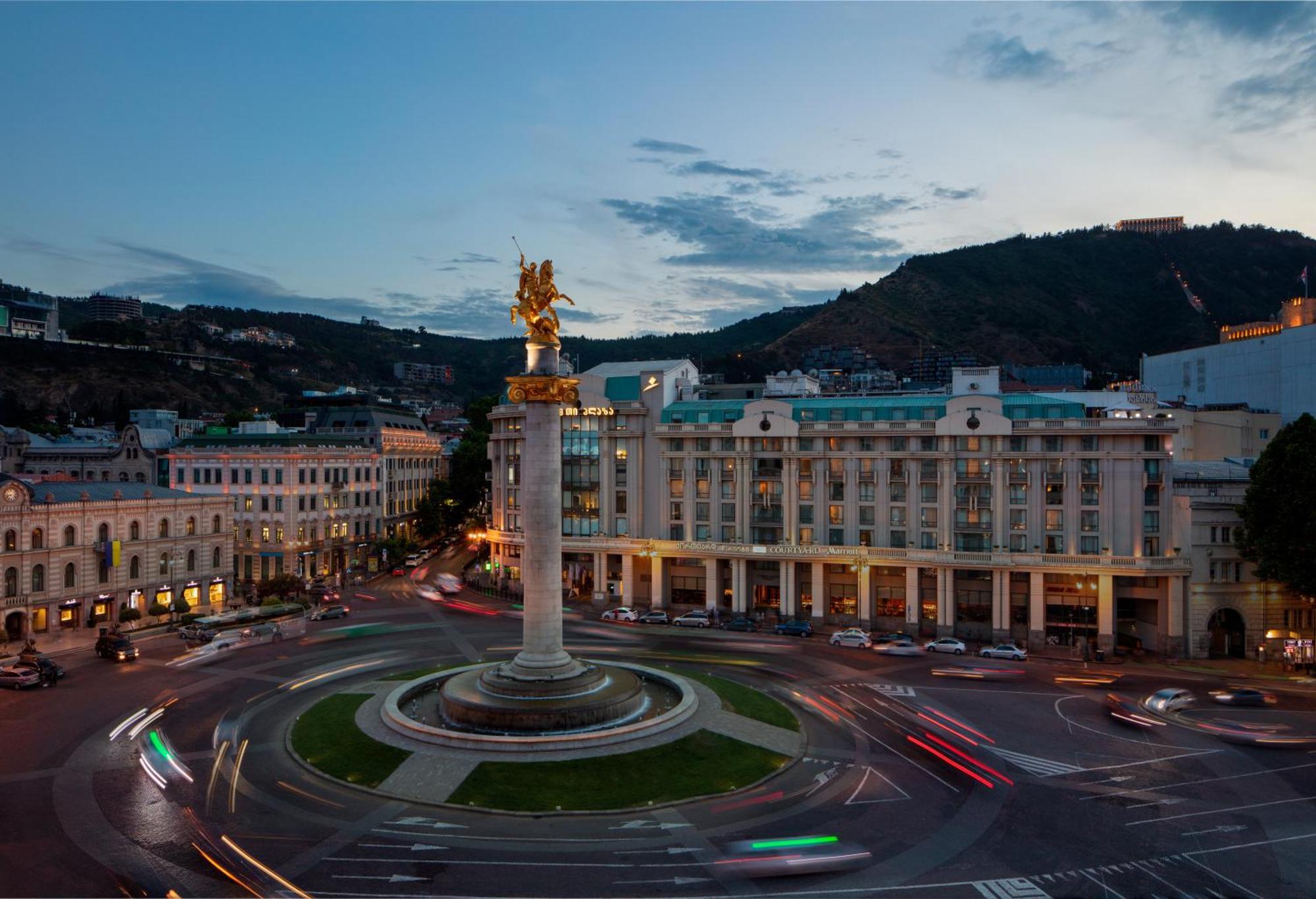 Courtyard By Marriott Tbilisi Hotel Eksteriør billede