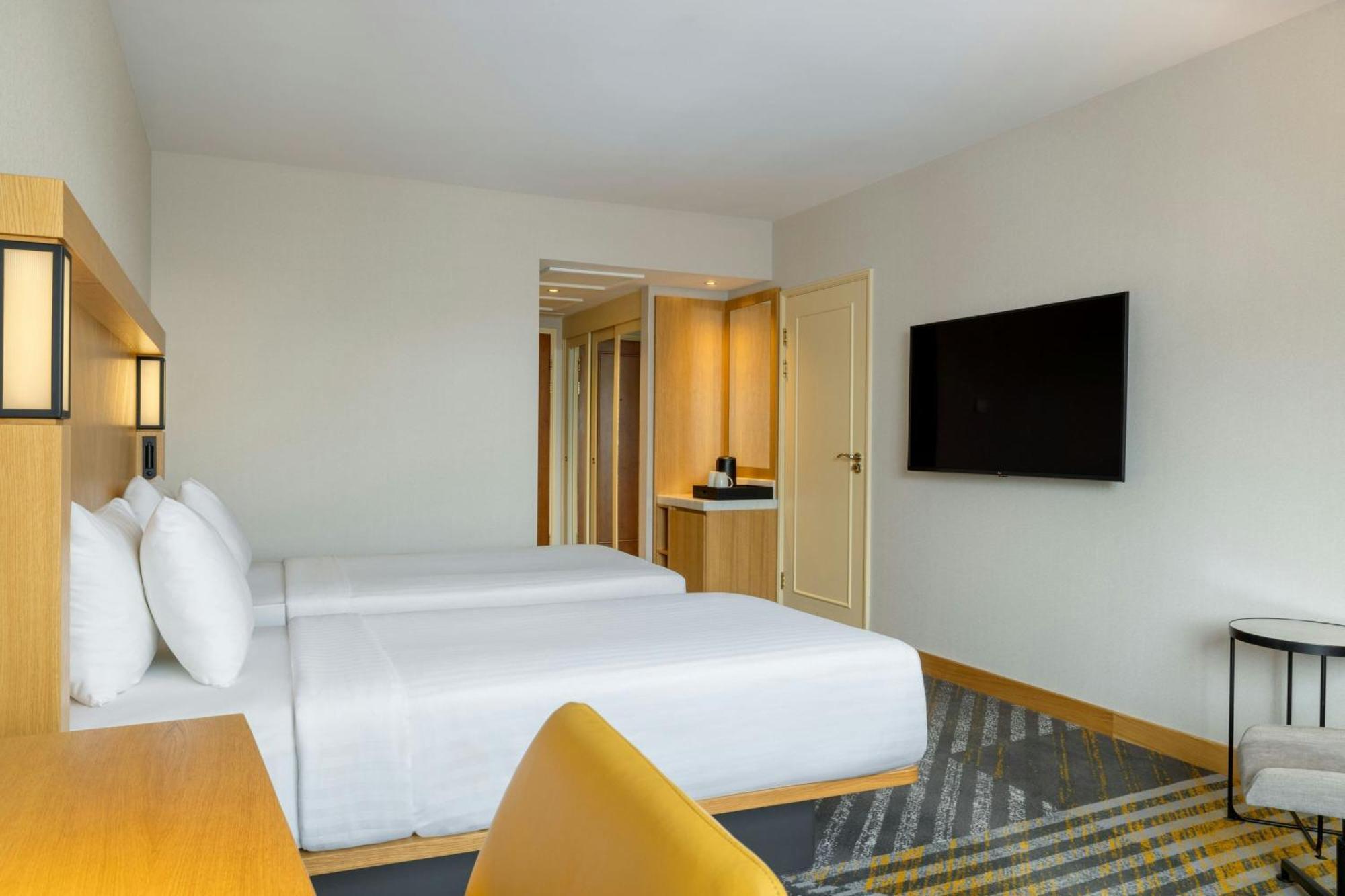 Courtyard By Marriott Tbilisi Hotel Eksteriør billede