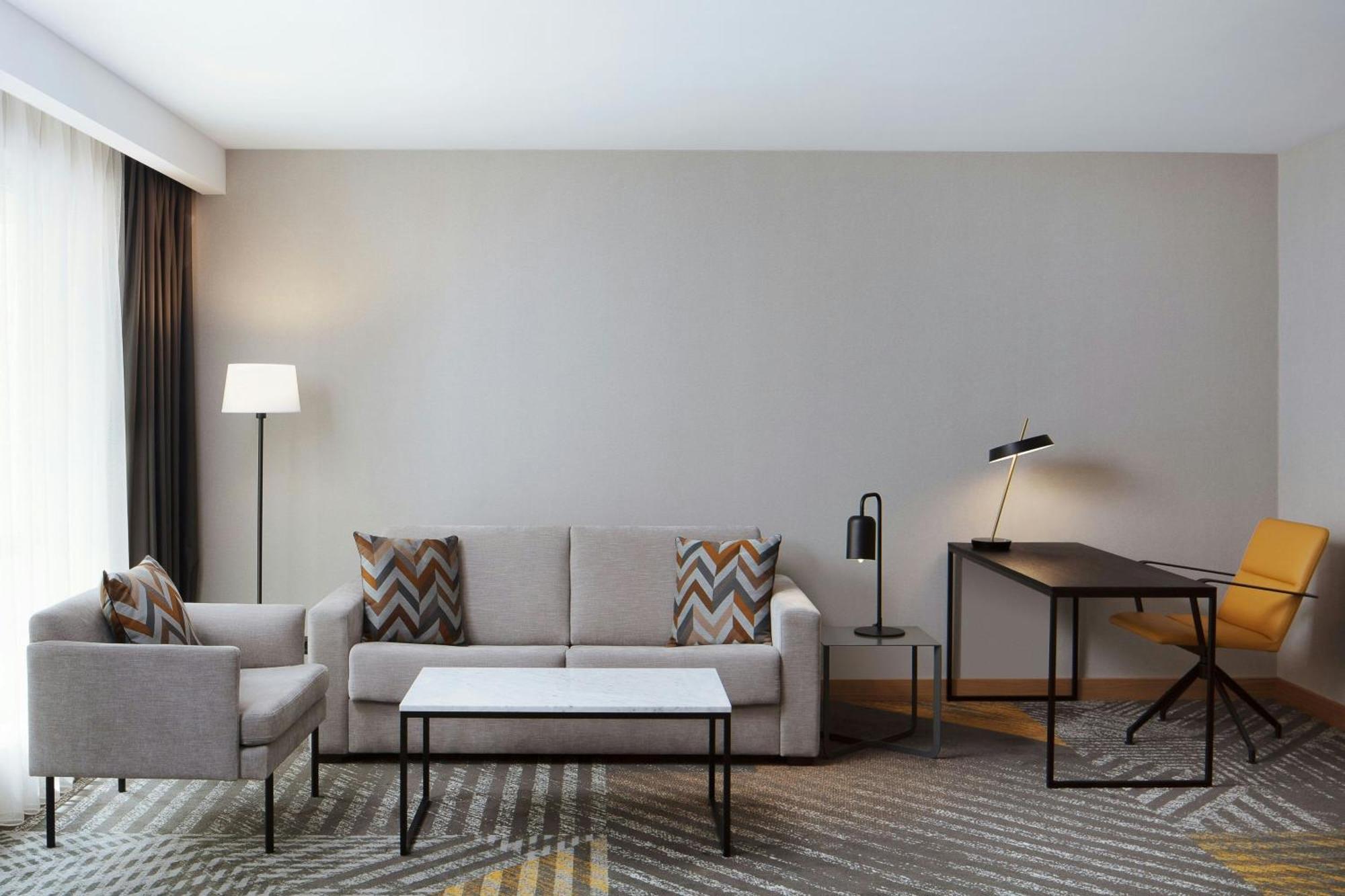 Courtyard By Marriott Tbilisi Hotel Eksteriør billede